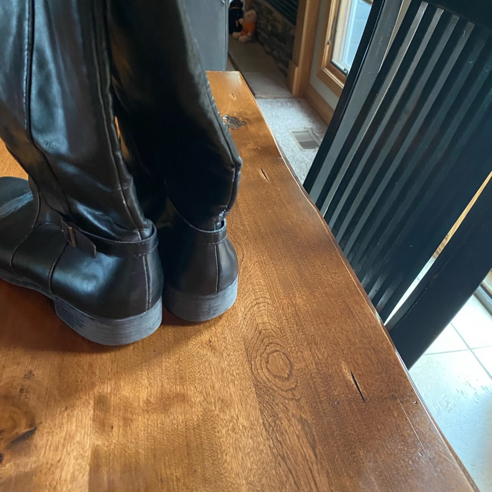 Black faux Leather Knee-High Boots - Picture 2 of 12